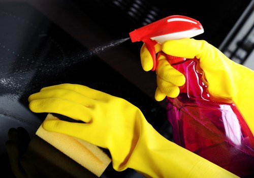 Recurring cleaning for a busy E8 household kitchen